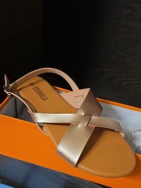 Nwt Rose Gold Crisscross Slingback Sandals